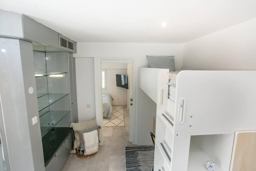 Prime Location 2br Flat Tel-Aviv
